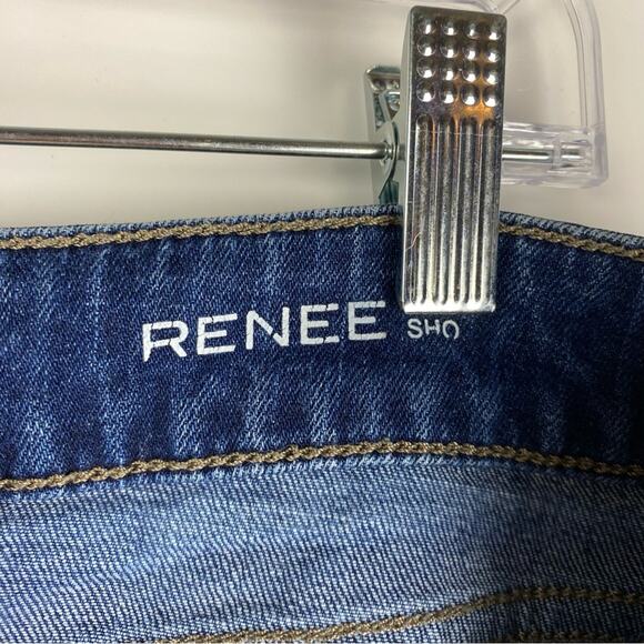 DL1961 Renee Medium Wash Blue Distressed Denim Shorts Women’s Size 28 - Picture 5 of 8